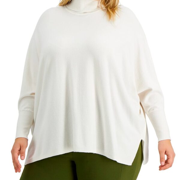 Long sleeve top with tulle